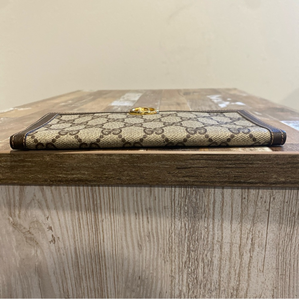 Gucci Beige/Brown GG Supreme Continental Wallet with Gold Hardware - Picture 13 of 16